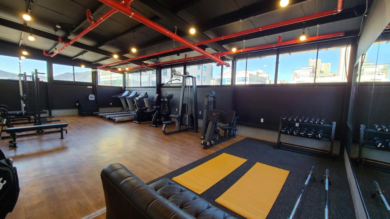 Benikea Hotel Yangsan Екстер'єр фото