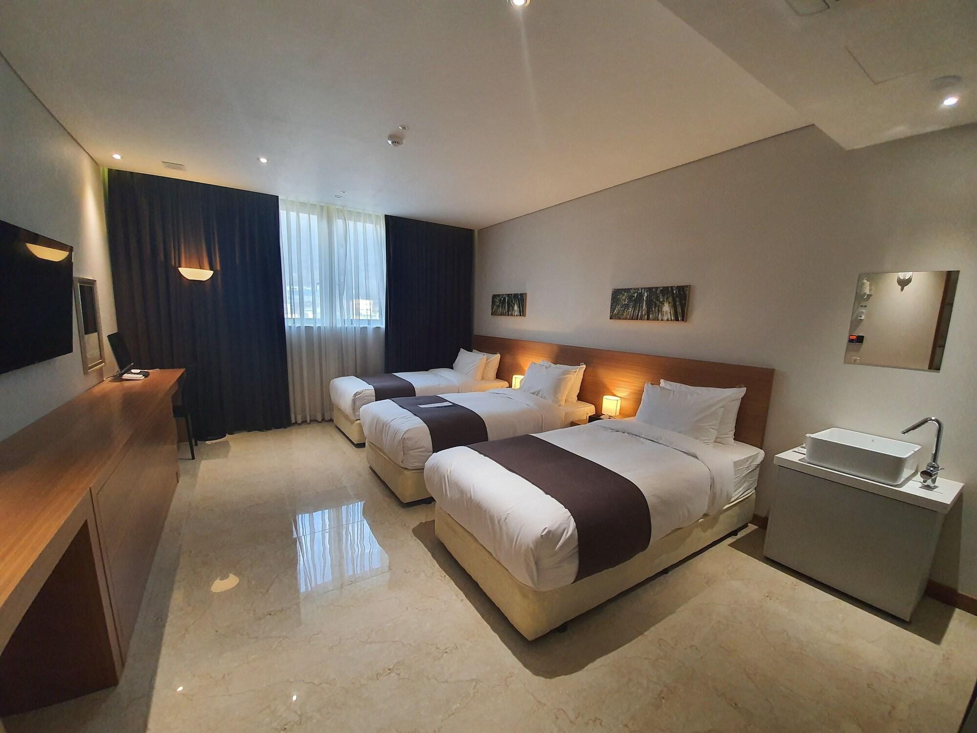 Benikea Hotel Yangsan Екстер'єр фото