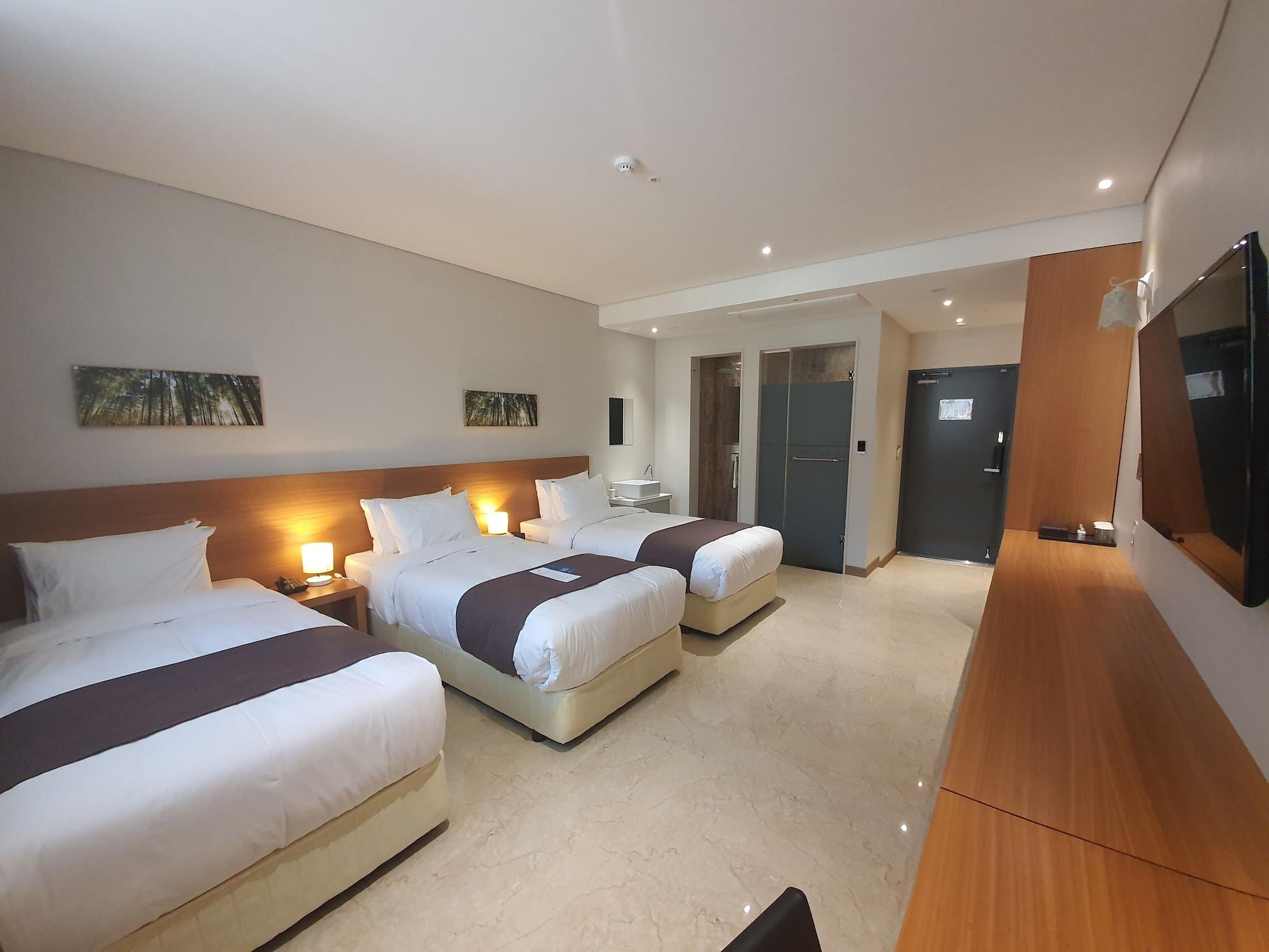 Benikea Hotel Yangsan Екстер'єр фото