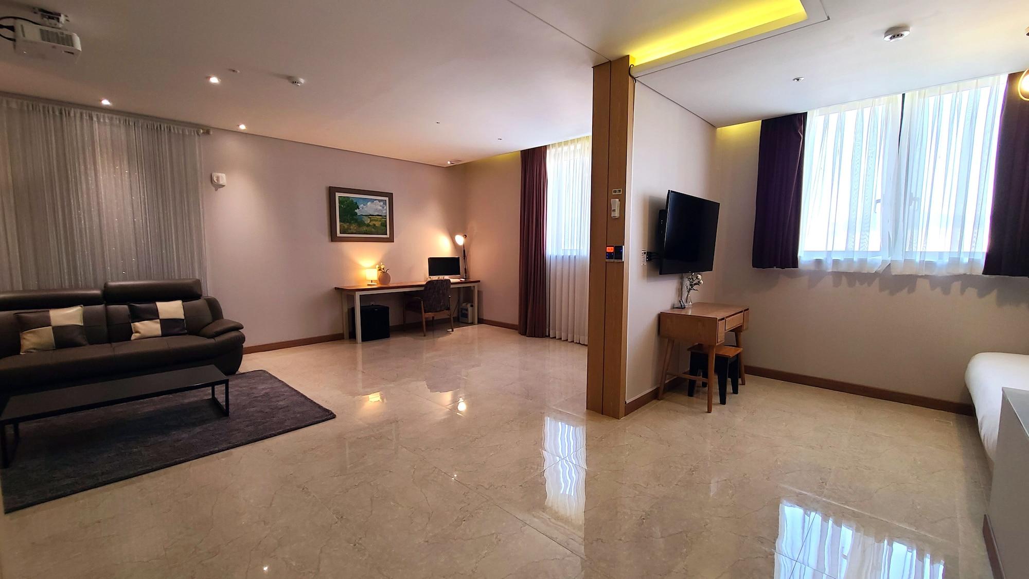 Benikea Hotel Yangsan Екстер'єр фото