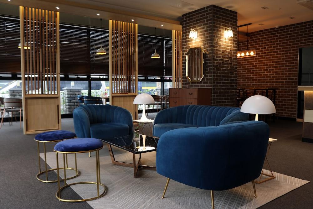 Benikea Hotel Yangsan Екстер'єр фото