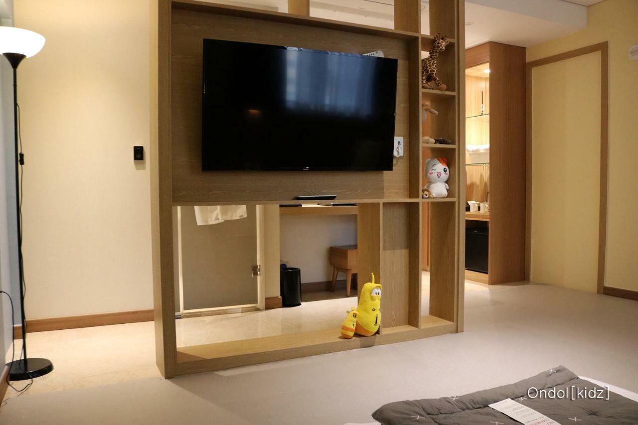 Benikea Hotel Yangsan Екстер'єр фото