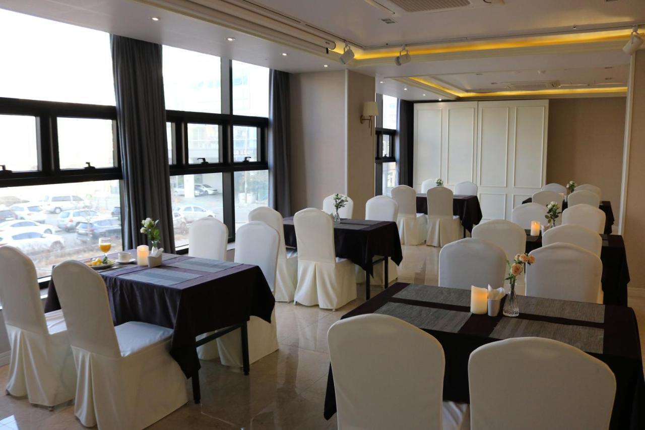 Benikea Hotel Yangsan Екстер'єр фото